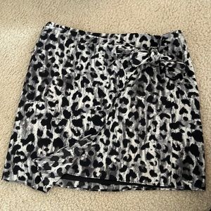 Cheetah zip skirt
